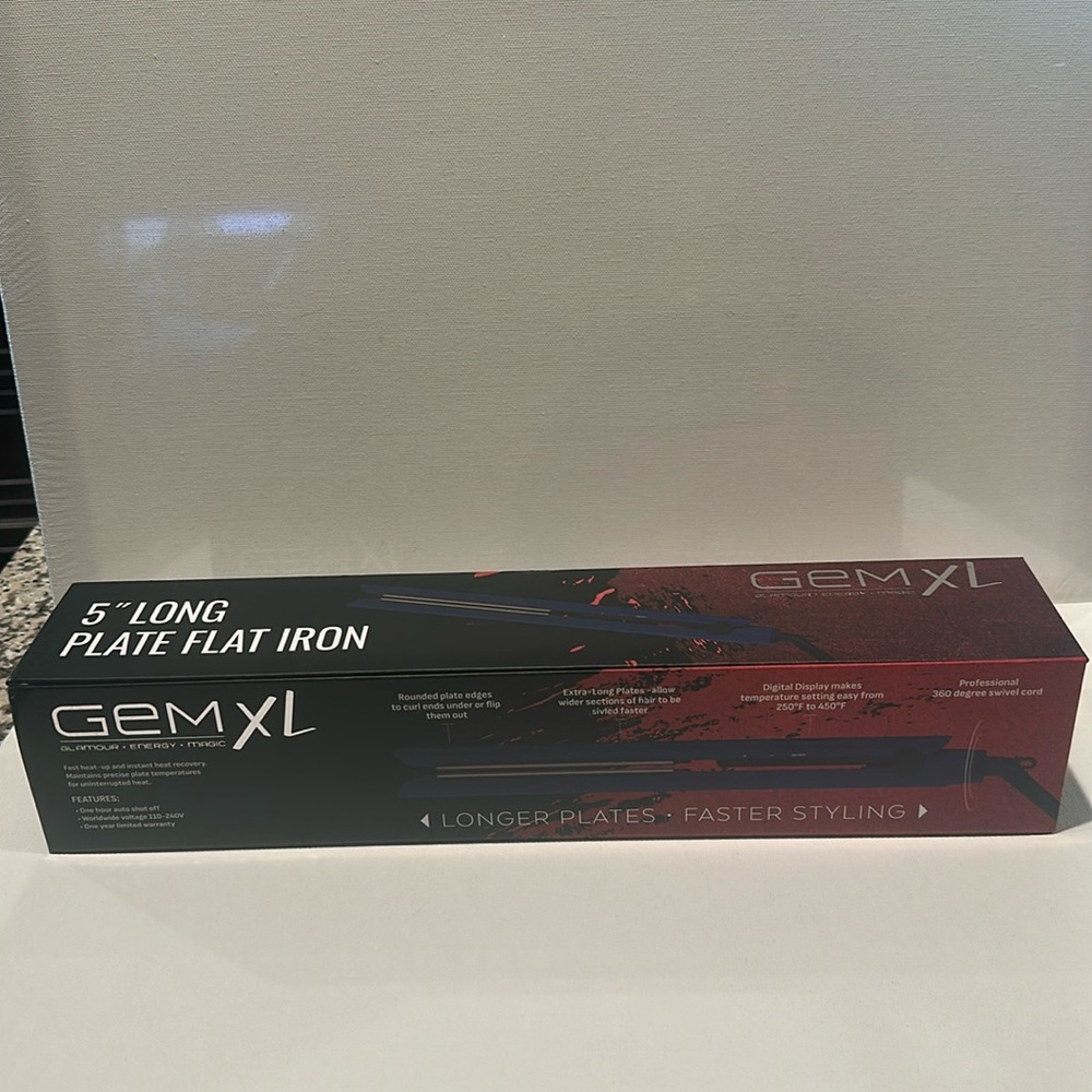 NIB GEM  XL 5” Long Plate Flat Iron. Heats up to 450F, 110V-240V, Digital.